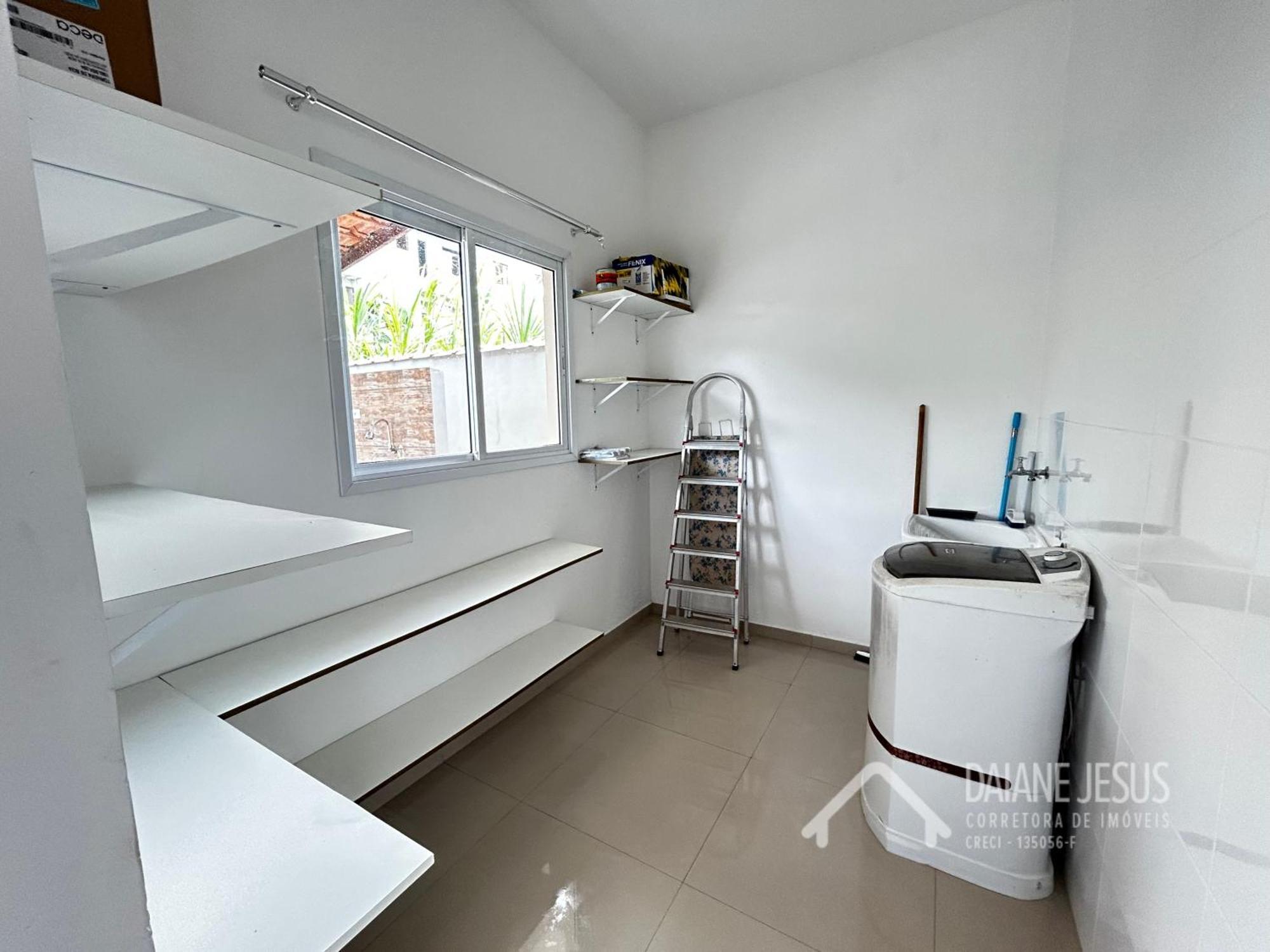 Sobrado Com 4 Casa de Férias